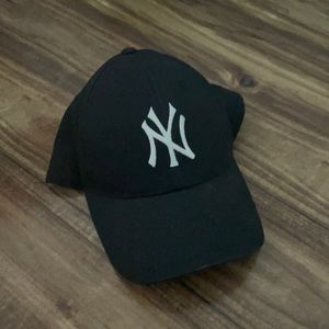 Yankees cap